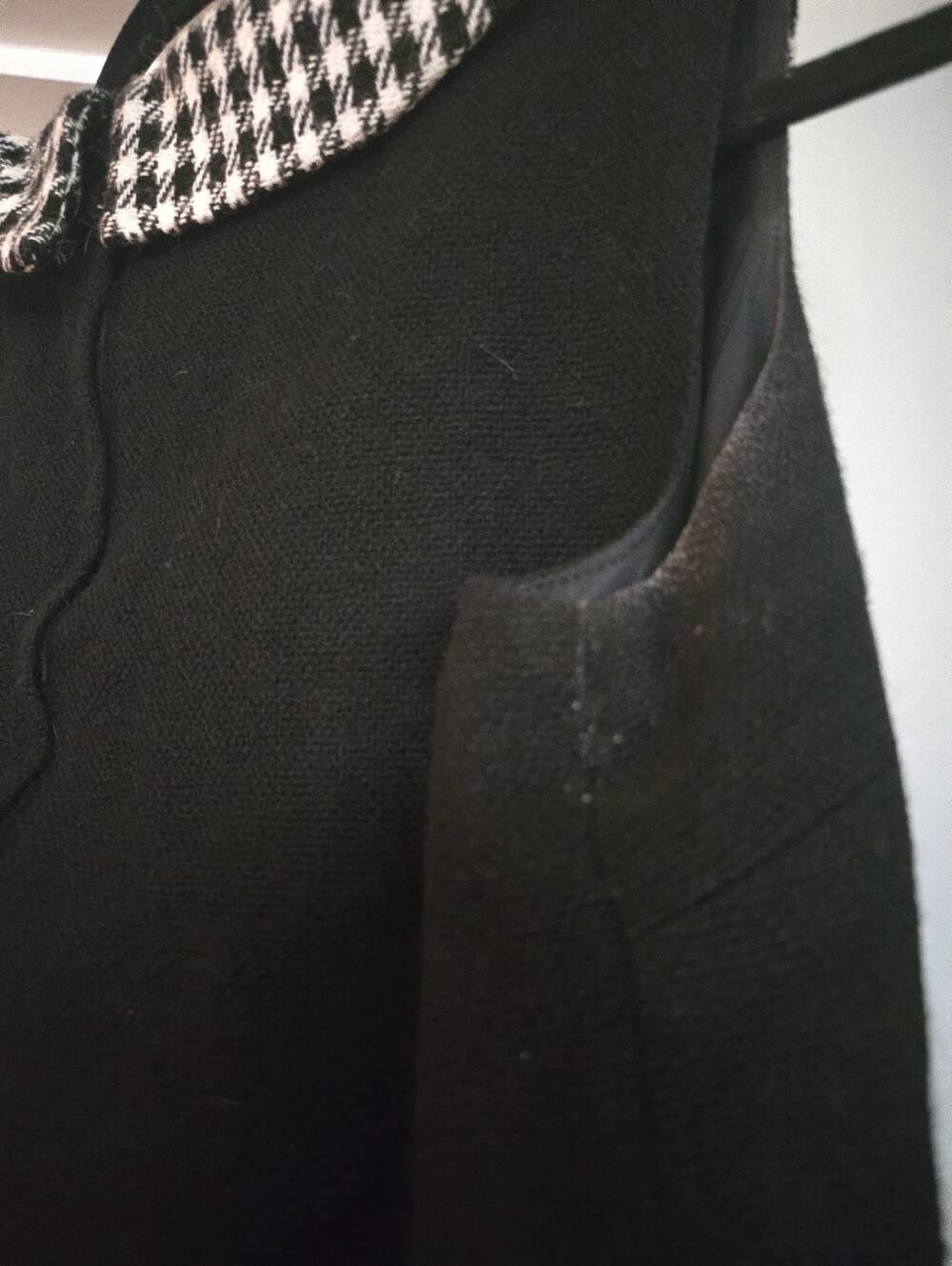 Vintage 1960s Drop Waist Tweed Houndstooth Collar Dress - Picture 9 of 10